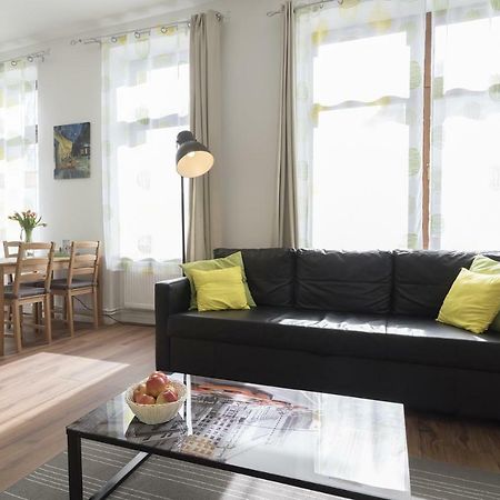 Studio Apartment Niemetzstr 51 Берлин Экстерьер фото